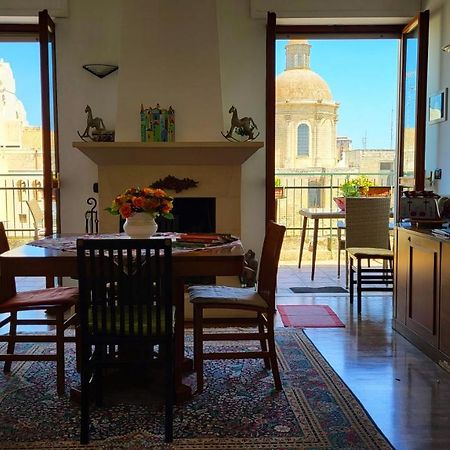 Bed and Breakfast Attico Barocco Lecce Exterior foto