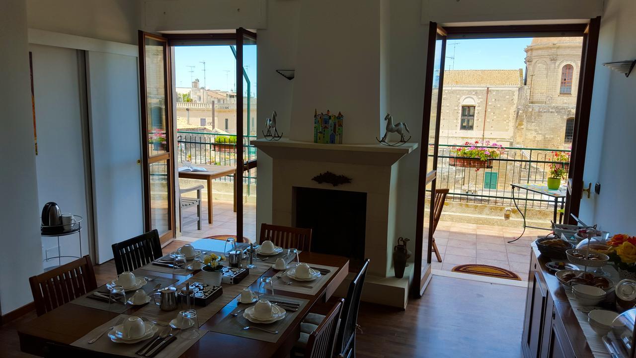Bed and Breakfast Attico Barocco Lecce Exterior foto