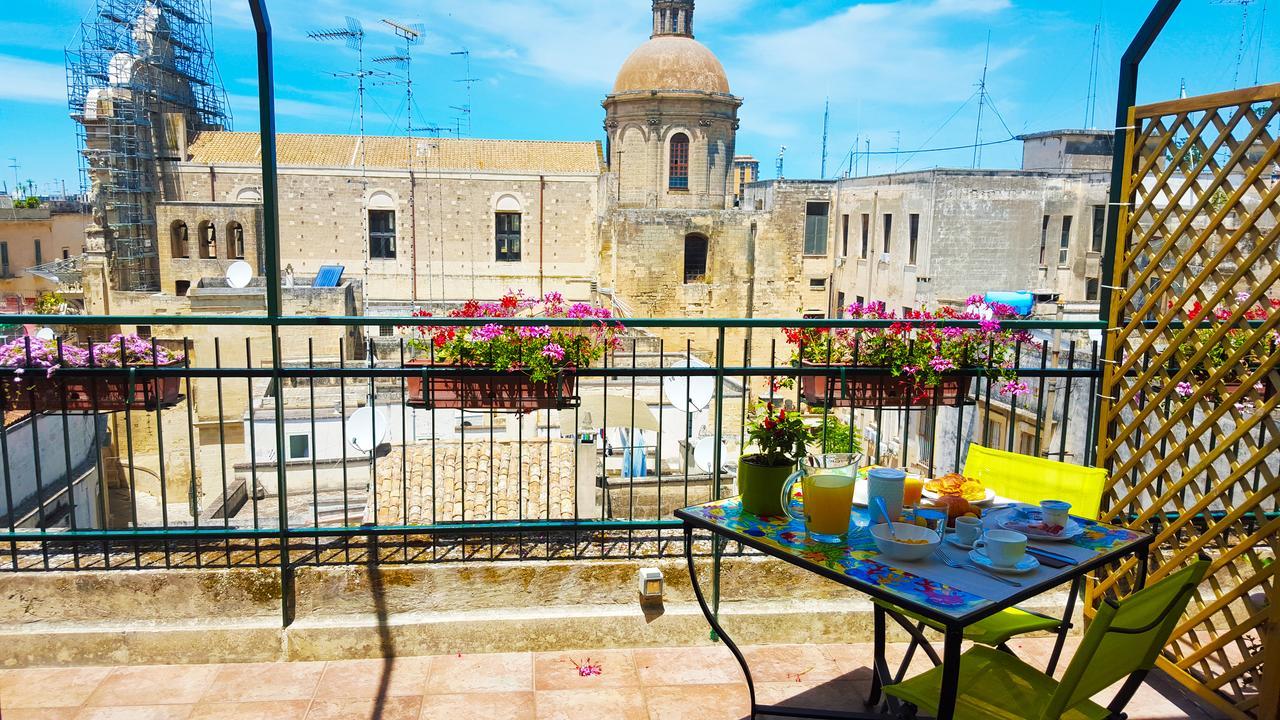 Bed and Breakfast Attico Barocco Lecce Exterior foto